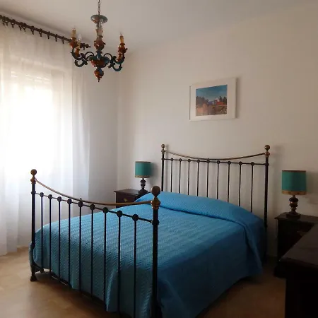 Framar House Apartman *