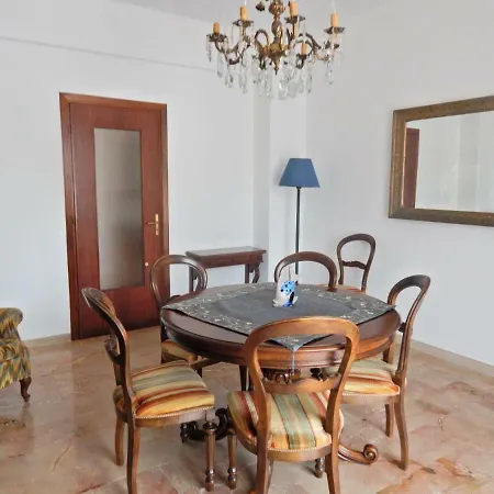 Apartment Framar House La Spezia